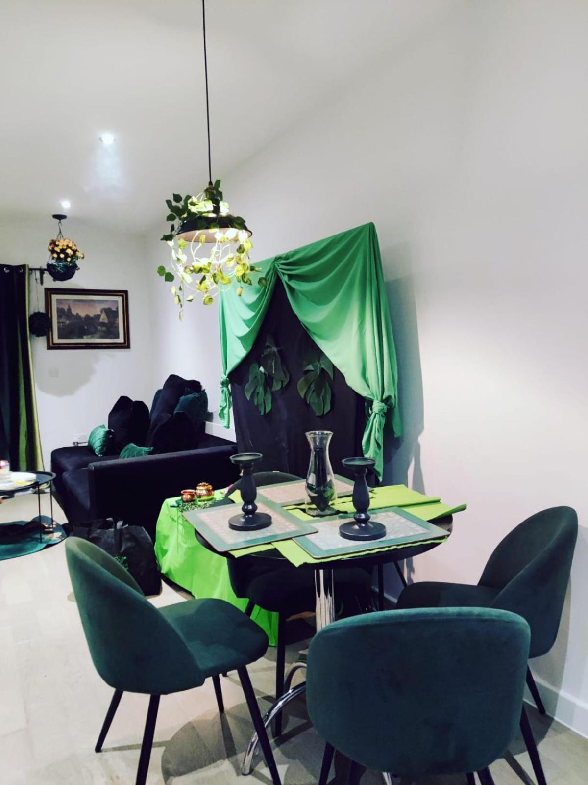 Uttsav Green - Affordable London Zone 3 - Accessible Public Transport Apartment ภายนอก รูปภาพ