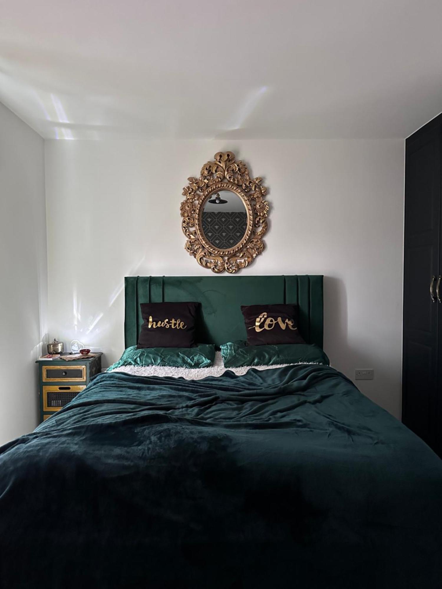 Uttsav Green - Affordable London Zone 3 - Accessible Public Transport Apartment ภายนอก รูปภาพ